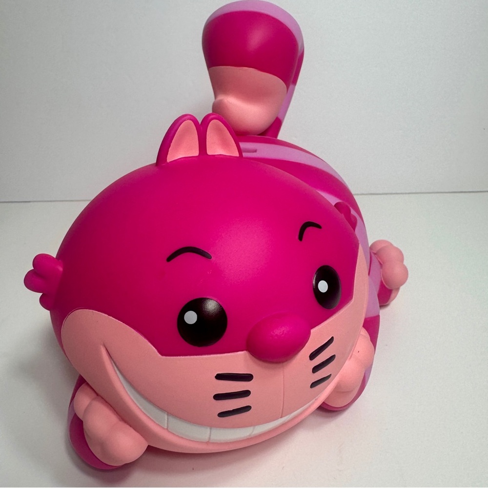 NWT. Alice in Wonderland Cheshire Cat Figural PVC Bank.